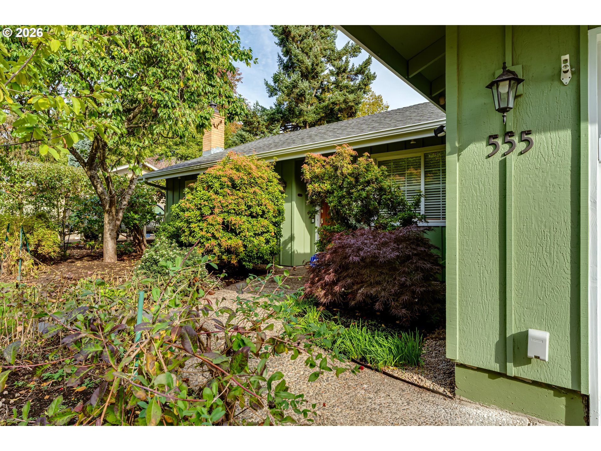 555 Stonegate Street Eugene, OR 97401 - Photo 4 of 48