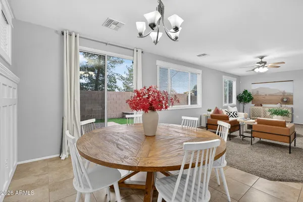 $600,000 | 4052 East Milky Way, Gilbert, AZ 85295