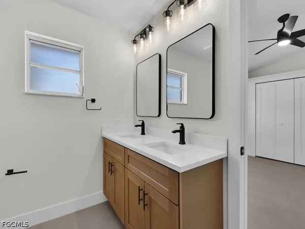 $2,300 | 2509 Academy Boulevard, Cape Coral, FL 33904