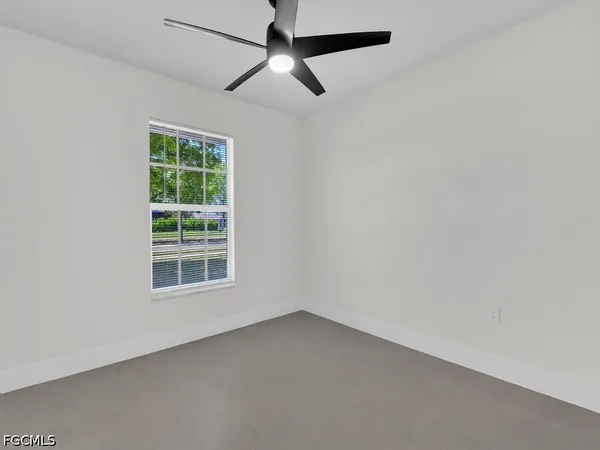 $2,300 | 2509 Academy Boulevard, Cape Coral, FL 33904