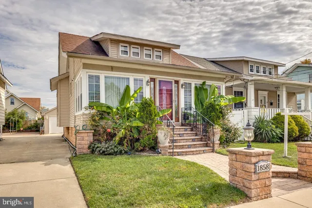 $2,750 | 1858 47th Street, Pennsauken, NJ 08110