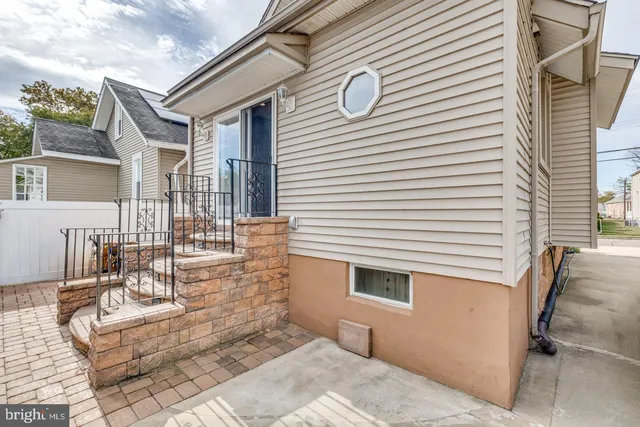 $2,750 | 1858 47th Street, Pennsauken, NJ 08110