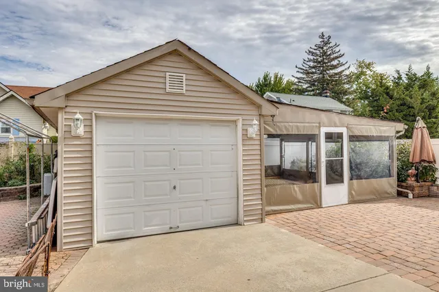 $2,750 | 1858 47th Street, Pennsauken, NJ 08110