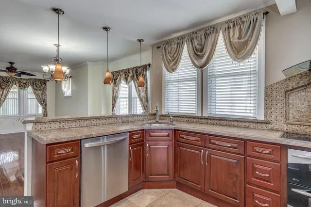 $2,750 | 1858 47th Street, Pennsauken, NJ 08110