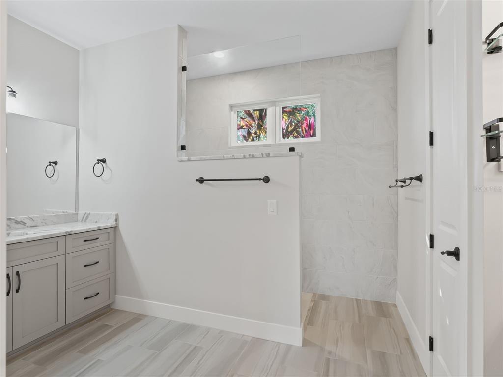 562 Dowling Circle Lady Lake, FL 32159 - Photo 31 of 62