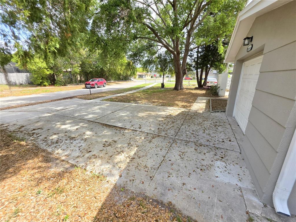 5440 Riddle Road Holiday, FL 34690 - Photo 29 of 31