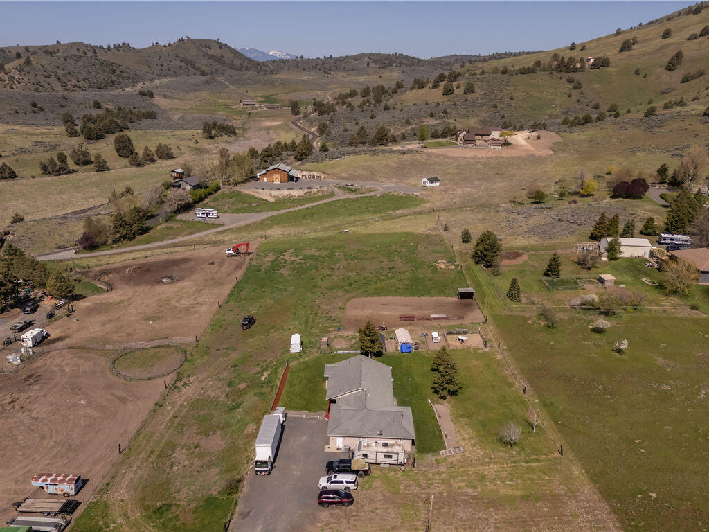 1840 Old Fort Road Klamath Falls, OR 97601 - Photo 39 of 49 DJI_20250501110208_0011_D-HDR