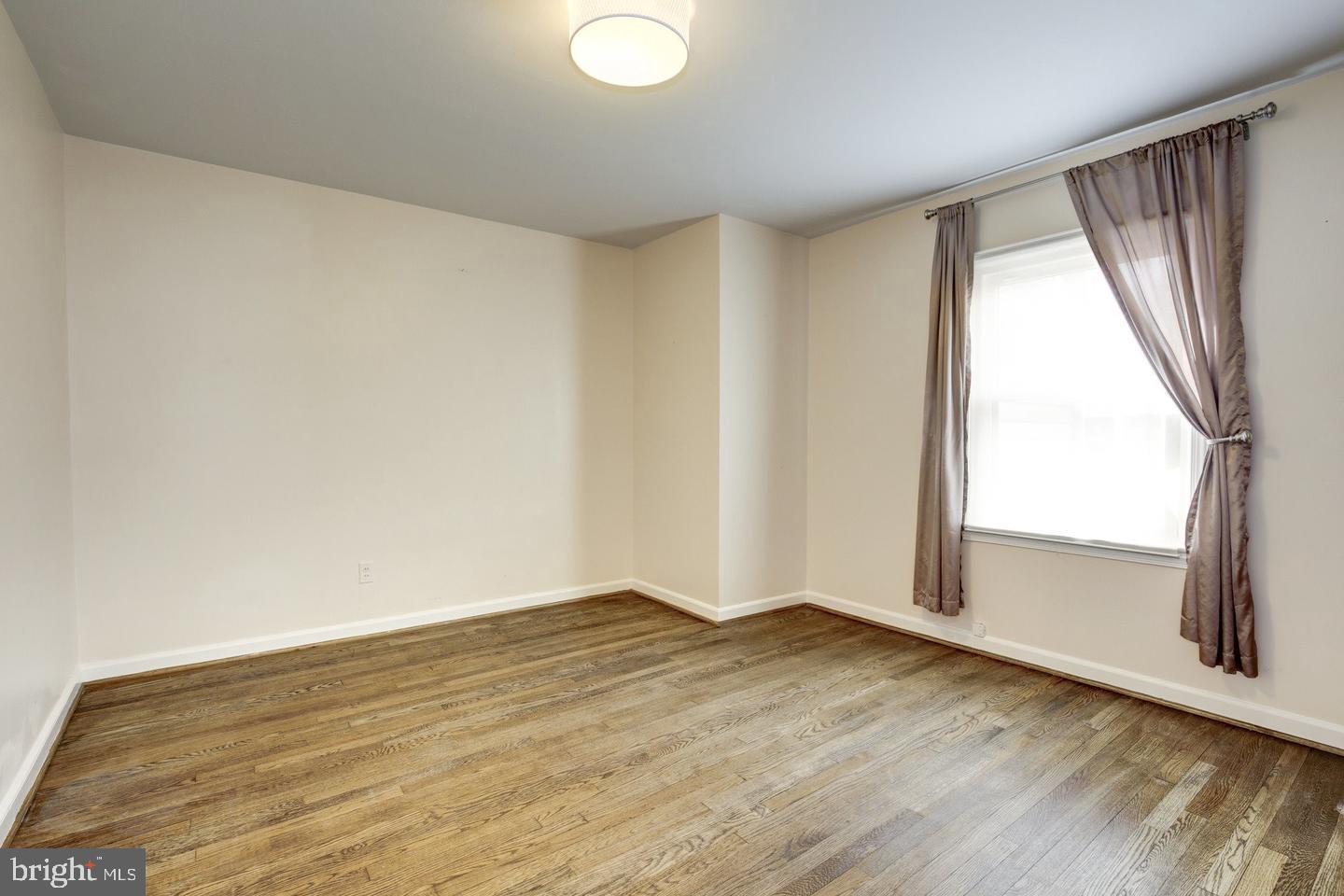 2802 Dawson Avenue Silver Spring, MD 20902 - Photo 15 of 30 Bedroom 2 of 4 - Main Level