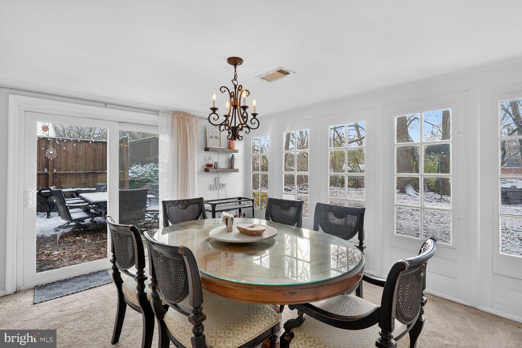 2802 Dawson Avenue Silver Spring, MD 20902 - Photo 9 of 30 Sunroom/Dining