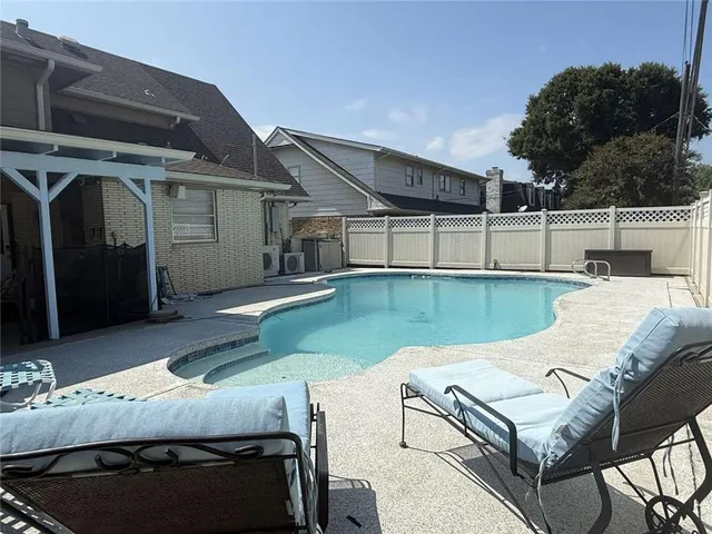 $525,000 | 4601 Burke Drive, Metairie, LA 70003