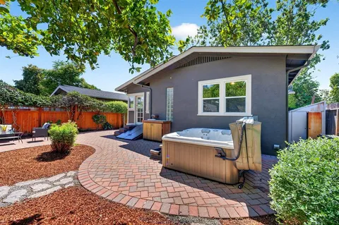 $998,888 | 148 North 12th Street, San Jose, CA 95112