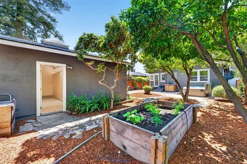 $998,888 | 148 North 12th Street, San Jose, CA 95112