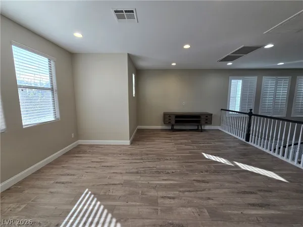 $5,500 | 927 Via Canale Drive, Henderson, NV 89011