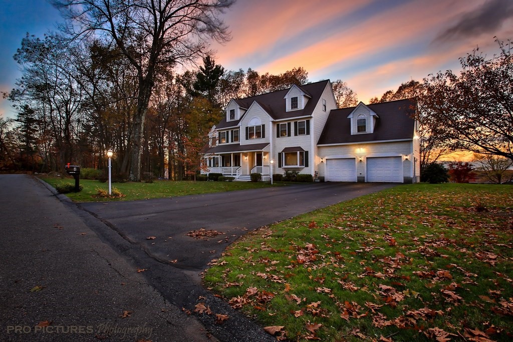 4 Cartwright Lane Billerica, MA 01821 - Photo 1 of 42