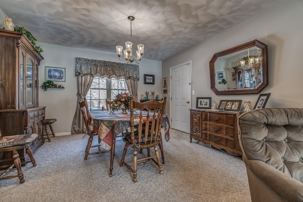 4 Cartwright Lane Billerica, MA 01821 - Photo 12 of 42