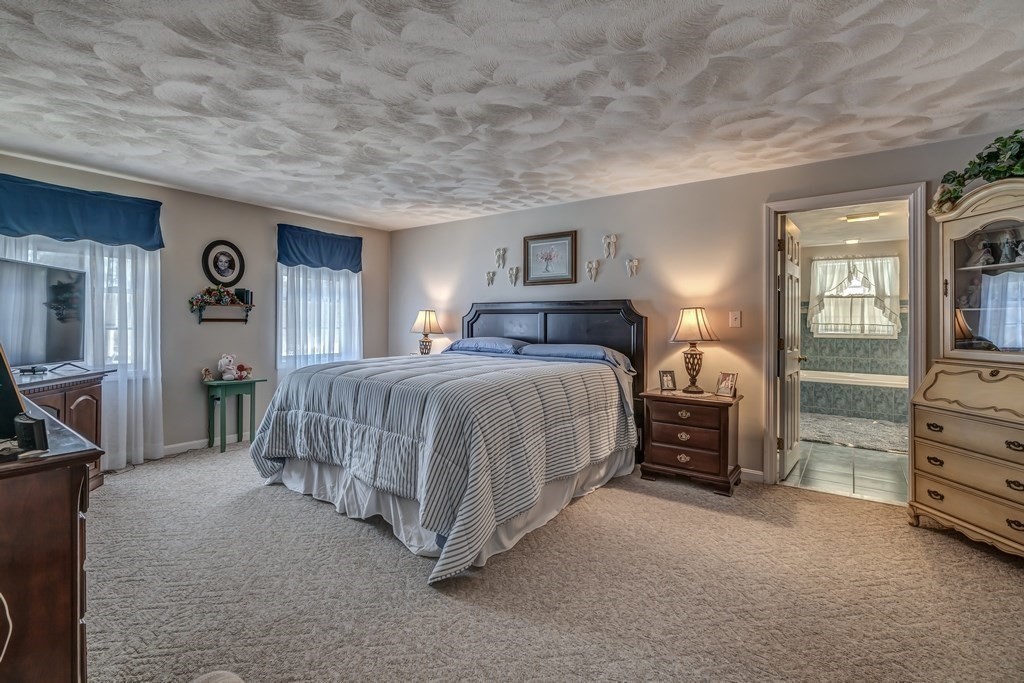 4 Cartwright Lane Billerica, MA 01821 - Photo 26 of 42