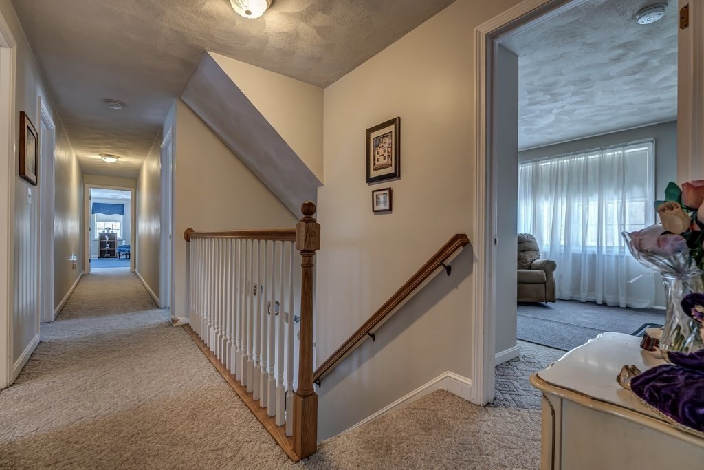 4 Cartwright Lane Billerica, MA 01821 - Photo 30 of 42
