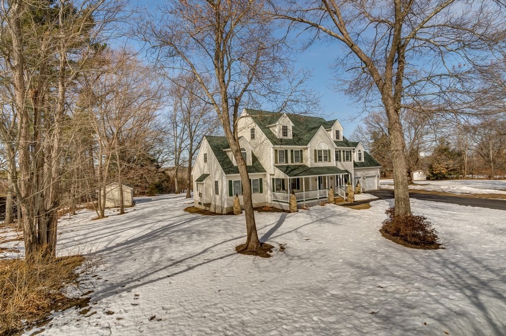 4 Cartwright Lane Billerica, MA 01821 - Photo 3 of 42
