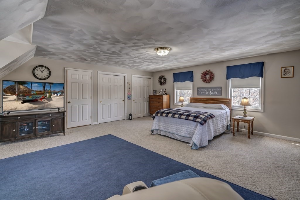 4 Cartwright Lane Billerica, MA 01821 - Photo 33 of 42