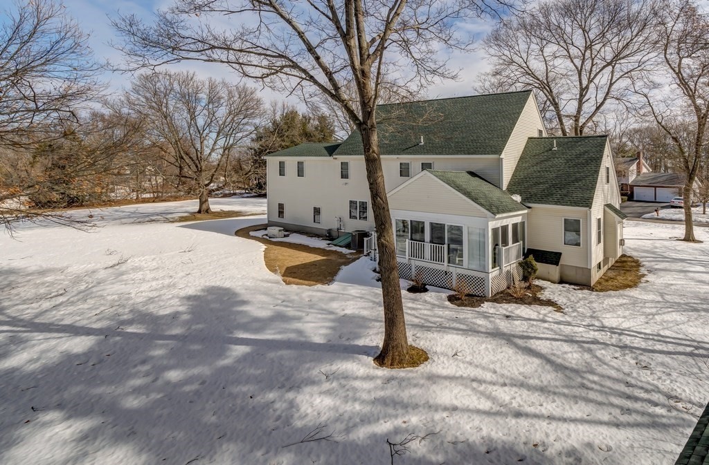 4 Cartwright Lane Billerica, MA 01821 - Photo 6 of 42