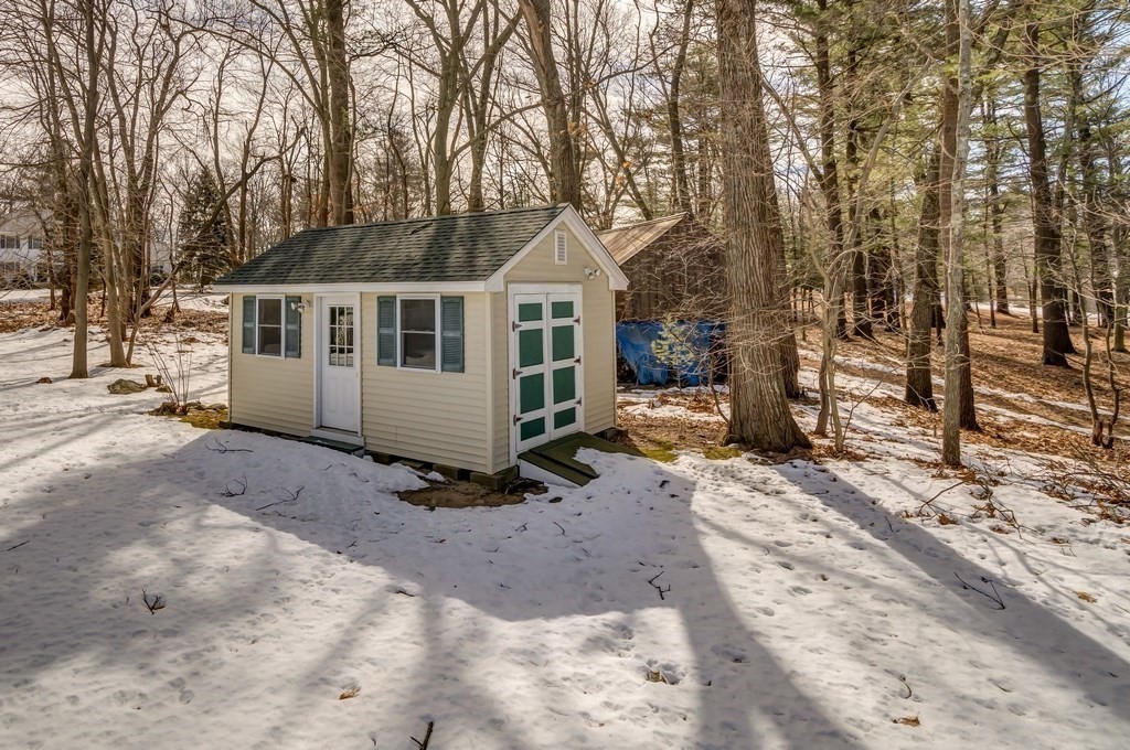 4 Cartwright Lane Billerica, MA 01821 - Photo 8 of 42