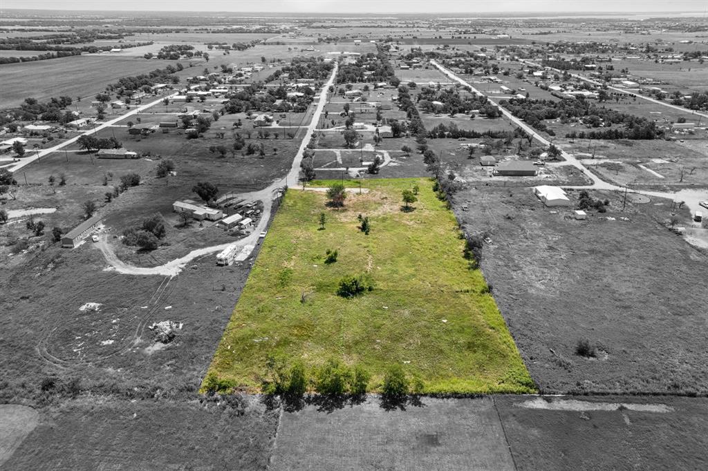 402 Sunflower Drive Valley View, TX 76272 - Photo 3 of 16 an aerial view of residential houses with yard