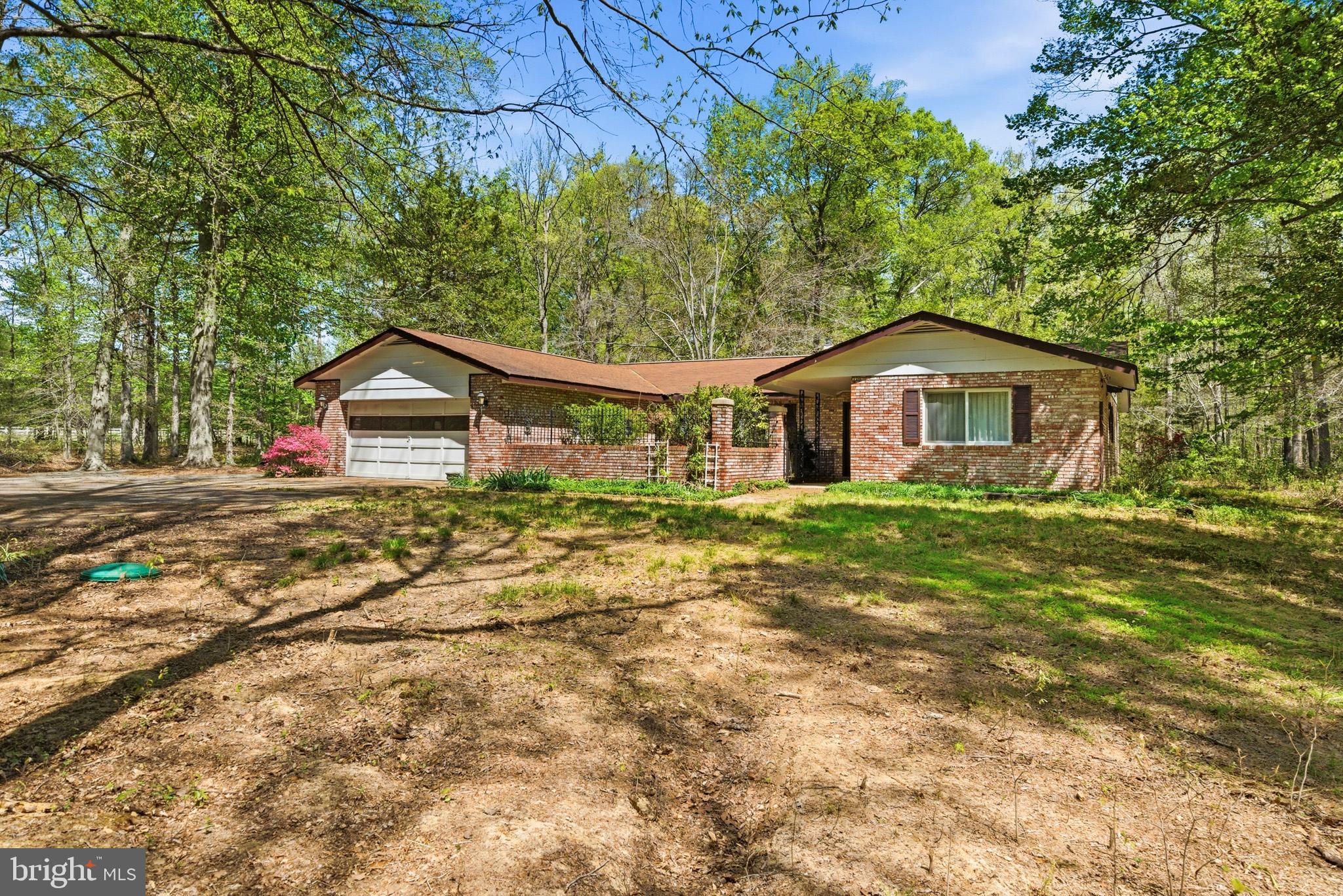 2270 Liverpool Point Road Nanjemoy, MD 20662 - Photo 28 of 39 Frontyard exterior