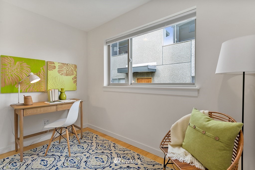 4207 Whitman Avenue North Seattle, WA 98103 - Photo 11 of 23