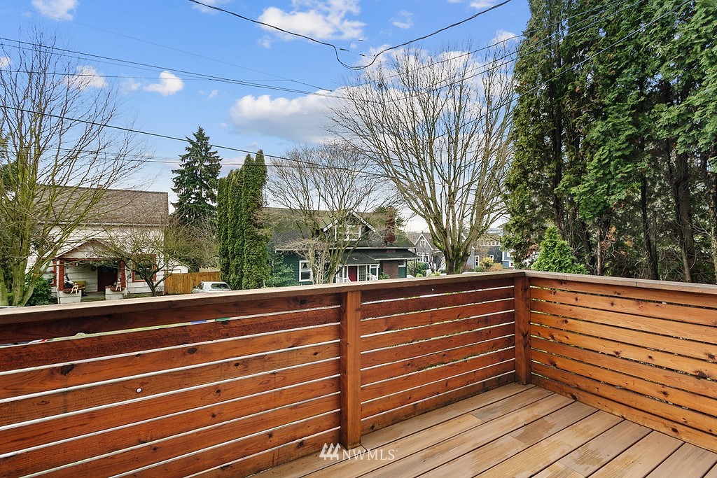 4207 Whitman Avenue North Seattle, WA 98103 - Photo 20 of 23