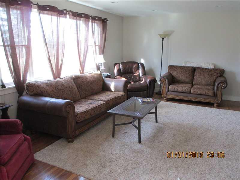 225 Waterville Road Belfast, ME 04915 - Photo 17 of 35 Living Room.