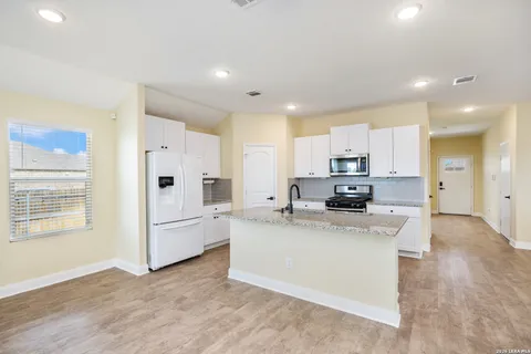 $396,969 | 984 Amble Oak, Seguin, TX 78155
