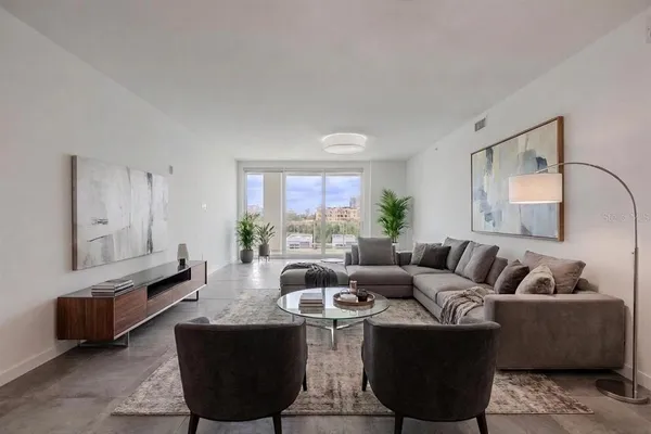 $1,125,000 | 920 North Osceola Avenue, Unit 703, Clearwater, FL 33755