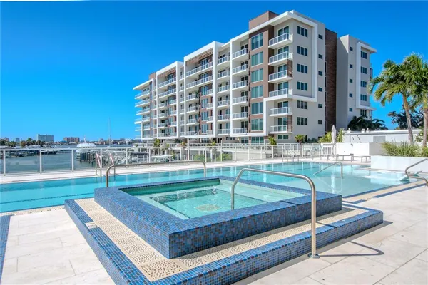 $1,125,000 | 920 North Osceola Avenue, Unit 703, Clearwater, FL 33755