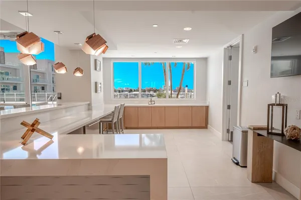 $1,125,000 | 920 North Osceola Avenue, Unit 703, Clearwater, FL 33755