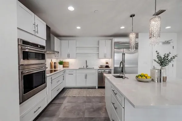 $1,125,000 | 920 North Osceola Avenue, Unit 703, Clearwater, FL 33755