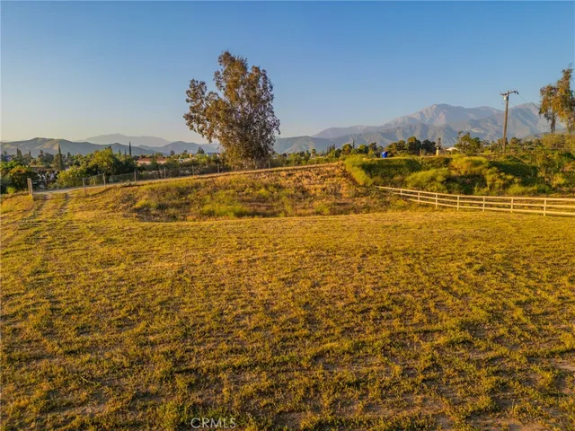 $225,000 | 34077 5th Place, Yucaipa, CA 92399