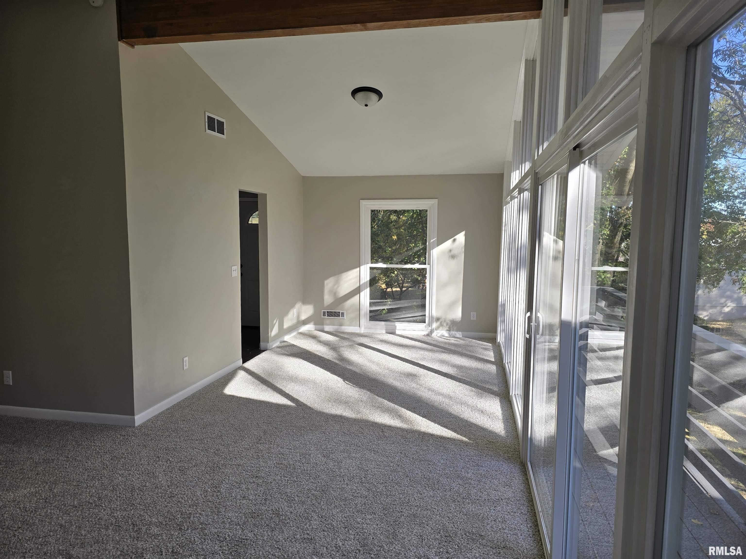 110 Crestview Drive Hamilton, IL 62341 - Photo 5 of 20