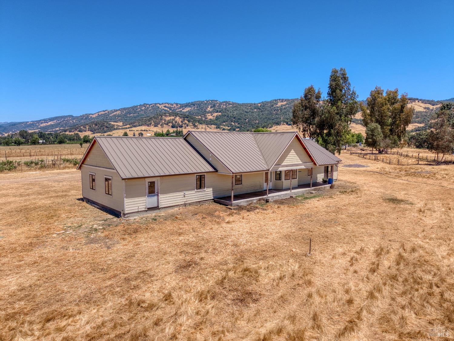 10341 East Side Potter Vallley Road Potter Valley, CA 95469 - Photo 5 of 33