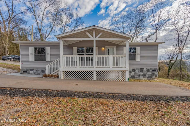 $235,000 | 2224 Daisy Avenue Southeast, Knoxville, TN 37915