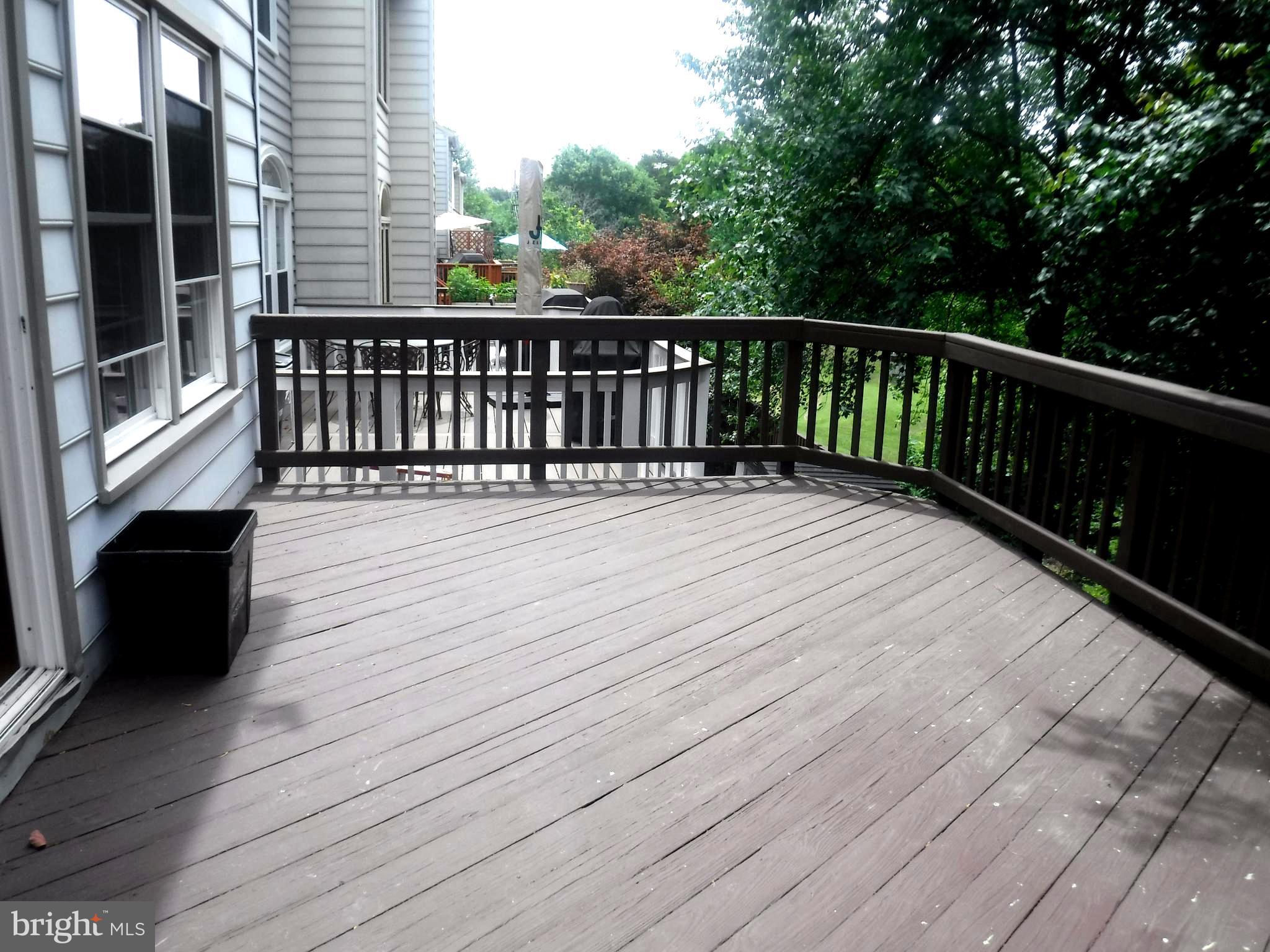 8714 Wadebrook Terrace Springfield, VA 22153 - Photo 13 of 35 Deck Exterior Rear