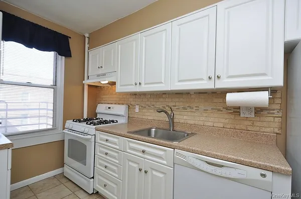 $255,000 | 1 Vincent Road, Unit 6B, Bronxville, NY 10708