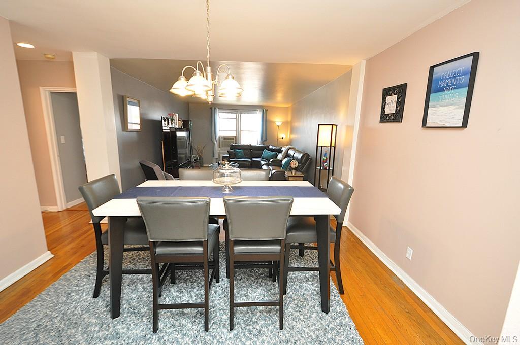 1 Vincent Road, Unit 6B Bronxville, NY 10708 - Photo 14 of 28 a dining room with furniture and window