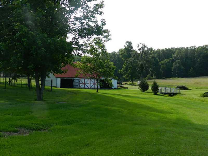 12500 West Mt Healthy Road Columbus, IN 47201 - Photo 3 of 24 Gallery Image 3