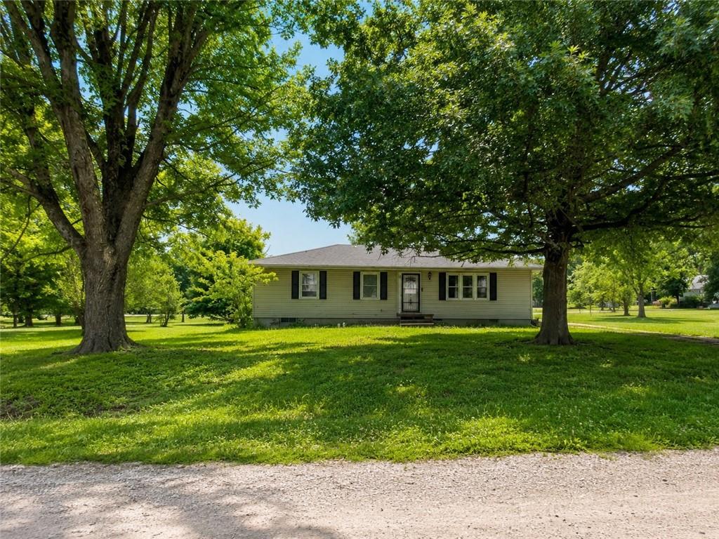 134 Northeast 1291st Road Knob Noster, MO 65336 - Photo 1 of 1