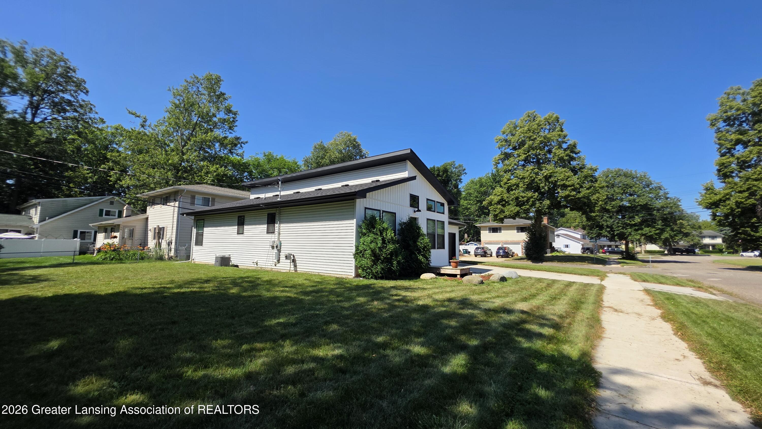 3217 Rice Court Lansing, MI 48911 - Photo 2 of 31 20260712_111207