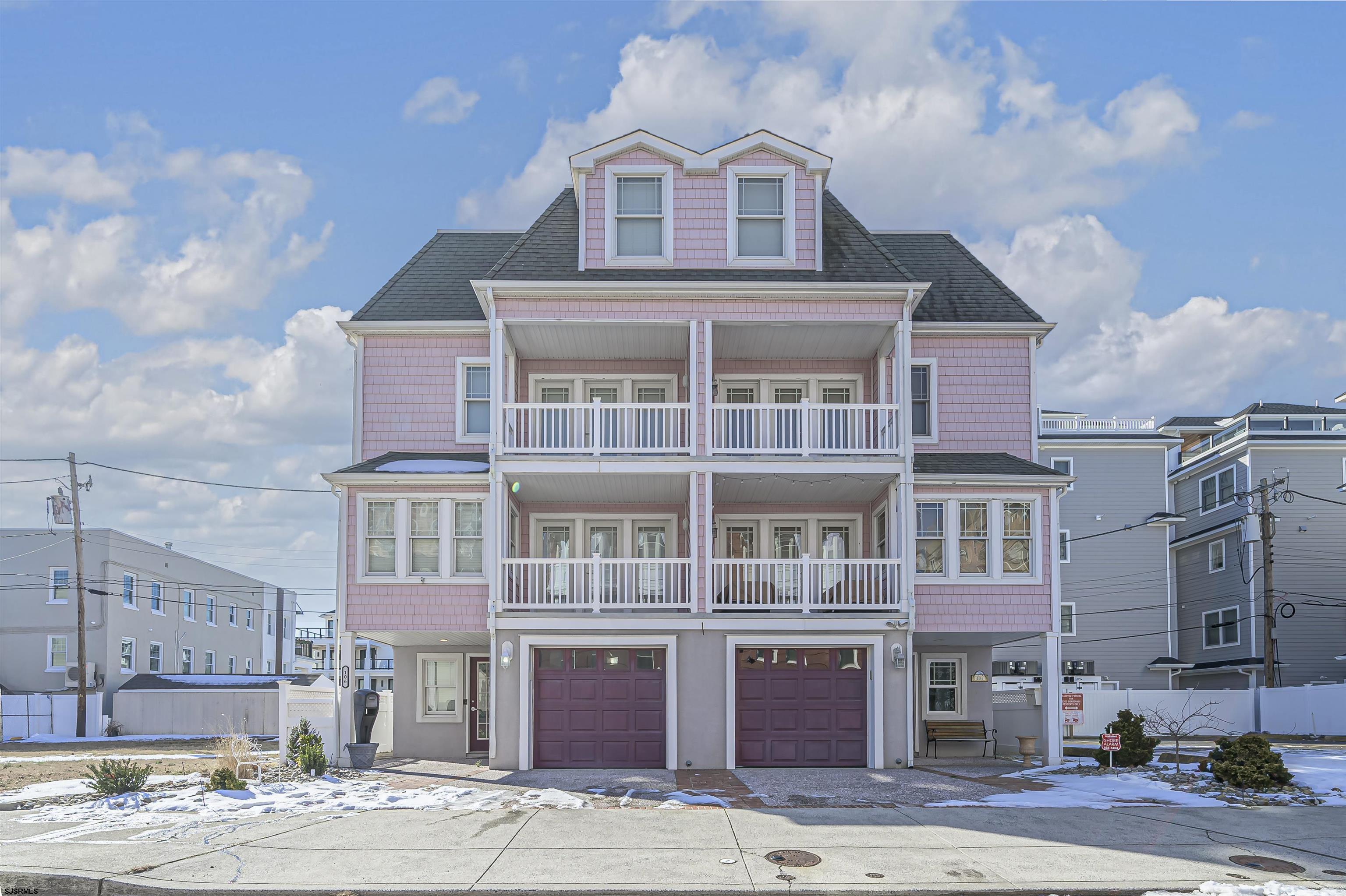 106 South Victoria Ave