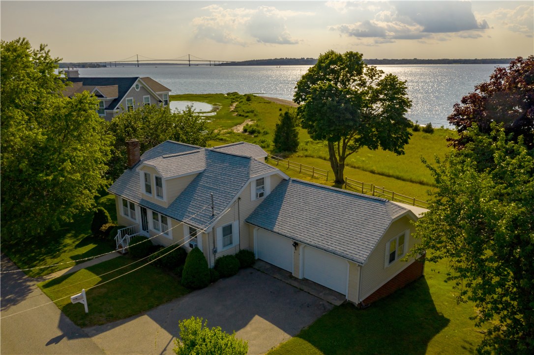 1206 Anthony Road Portsmouth, RI 02871 - Photo 3 of 20