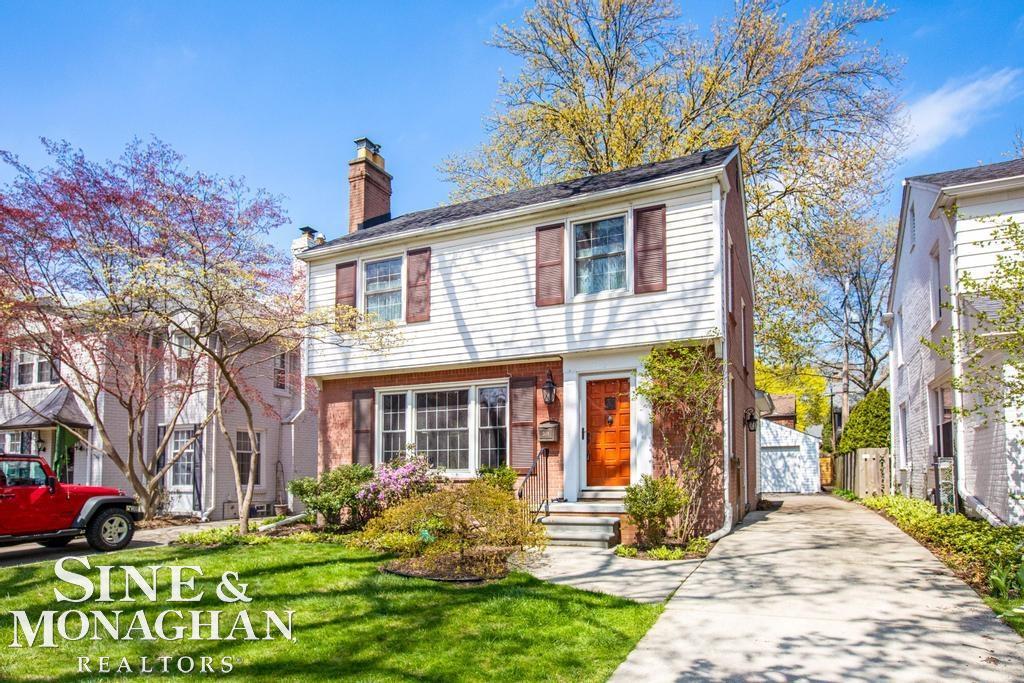 308 Merriweather Road Grosse Pointe Farms, MI 48236 - Photo 2 of 36