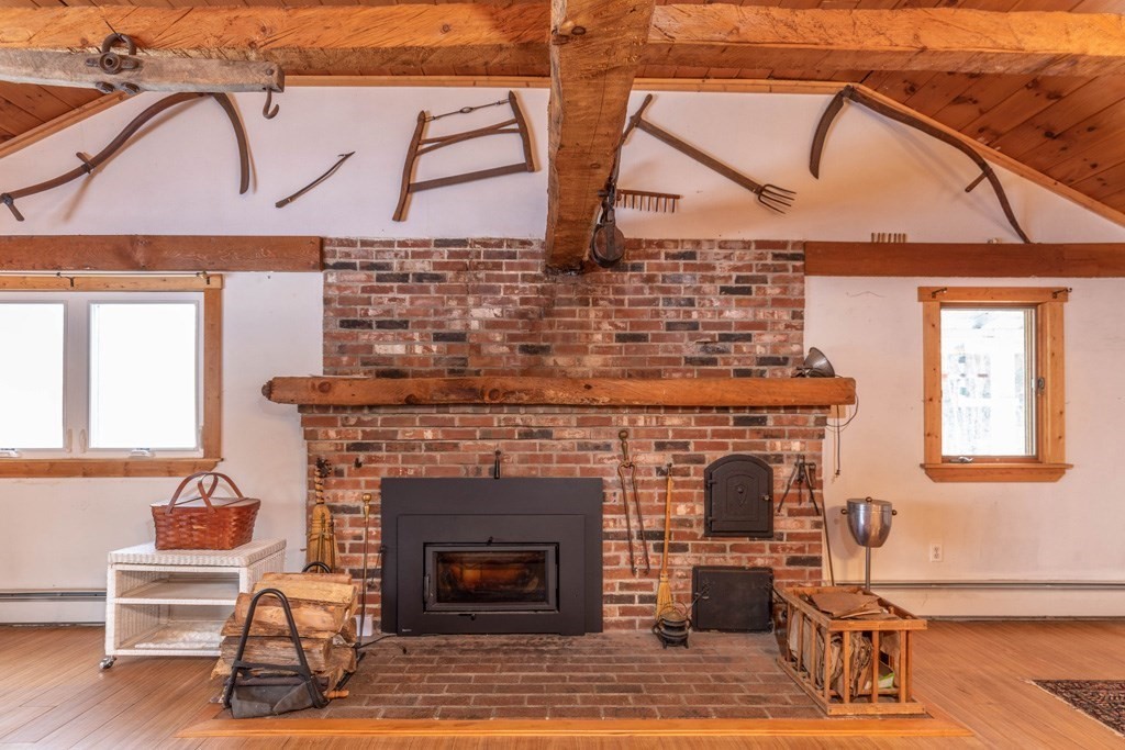 693 Patriots Road Templeton, MA 01468 - Photo 4 of 20