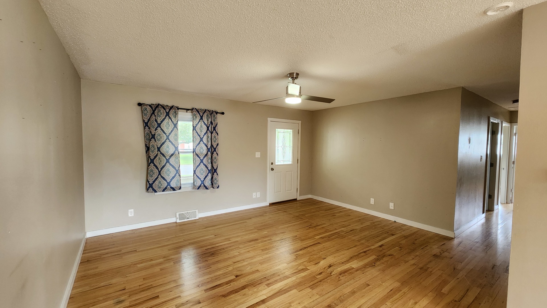 739 Highview Drive Clinton, IA 52732 - Photo 14 of 22